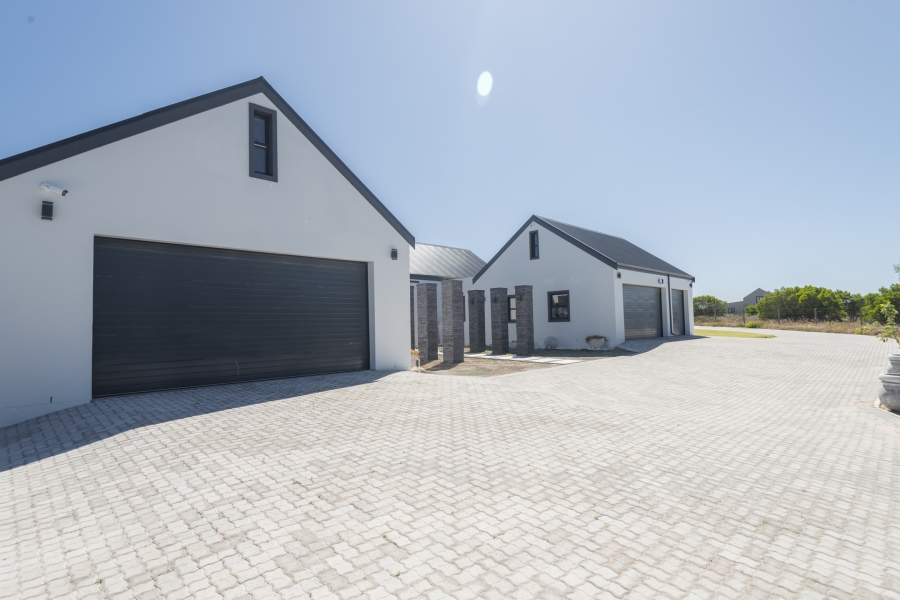4 Bedroom Property for Sale in Long Acres Country Estate Western Cape